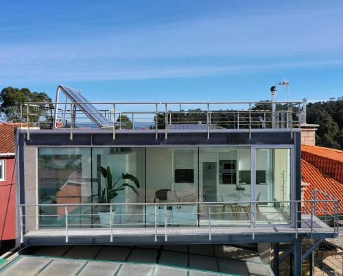 O Grove Apartamento | Apartamento Cubo de Cristal con piscina y vistas al mar