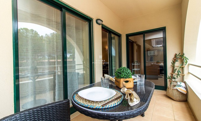 Salgados Apartamento | Apartamento do Pinhal by D'Alma Portuguesa