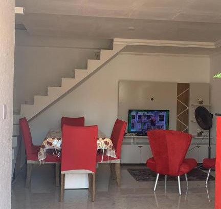 Sao Pedro da Aldeia Apartamento | Apartamento Duplex Mobiliado em São Pedro da Aldeia