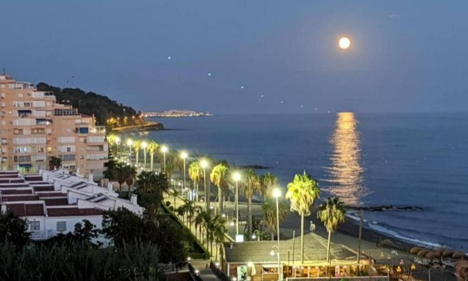 Mezquitilla Apartamento | Apartamento en algarrobo costa con vistas al mar, costa del sol