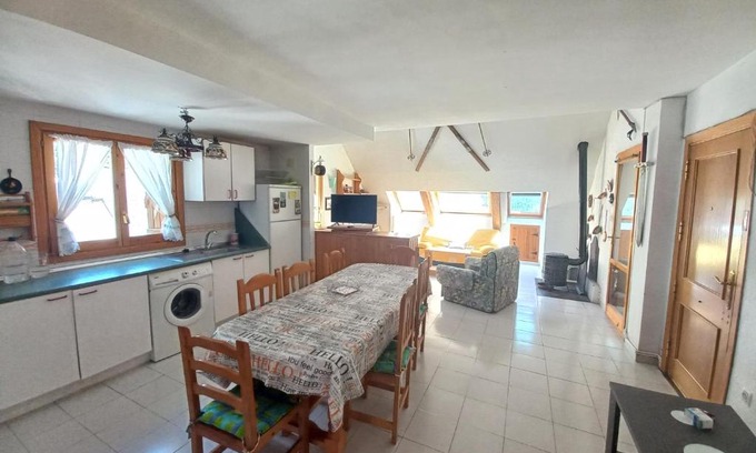 Canfranc-Estacion Apartamento | Apartamento en Canfranc Estacion