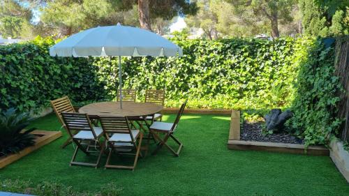 Calafat Apartamento | Apartamento en Calafat con Jardin