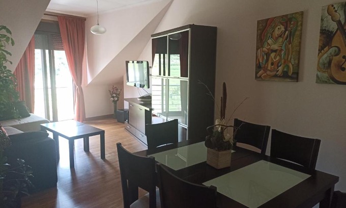 Poio Apartamento | Apartamento en Poio
