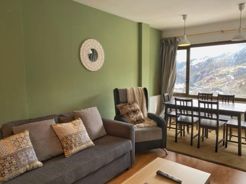 Soldeu Apartamento | Apartamento en Soldeu a pie de pistas, wifi y parquin