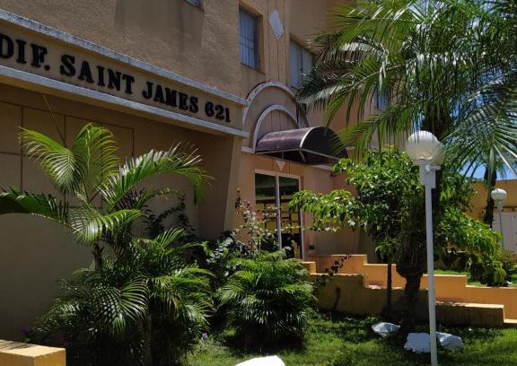 Jardim Centenario Apartamento | Apartamento Enseada 400 metros praia