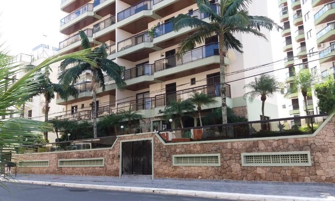 Loteamento Joao Batista Juliao Apartamento | Apartamento Enseada, Guarujá, 3 dorms, 3 banhs, 8 pessoas, 02 quadras da praia, 2 sacadas, 2 vagas de garagem