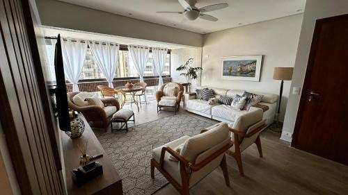 Morro do Maluf Apartamento | Apartamento Frente a Praia de Pitangueiras garagem piscina e sauna