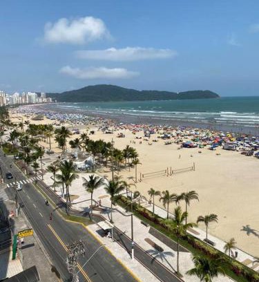 Guilhermina Apartamento | Apartamento frente mar