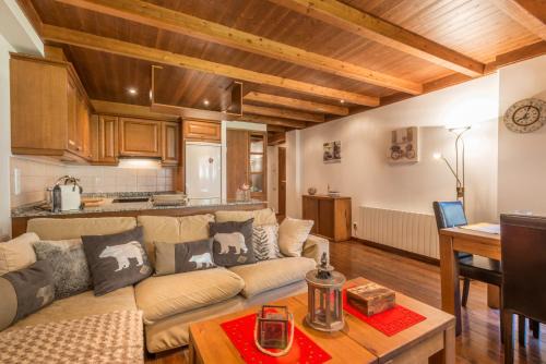 Baqueira Apartamento | Apartamento Garona by Totiaran