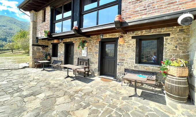 Jomezana De Abajo Apartamento | Apartamento H con FreeWifi y vistas la montaña