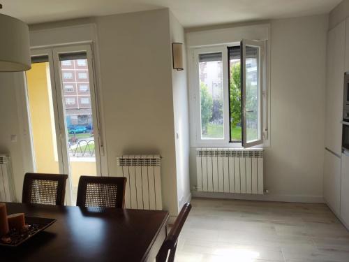 Centro de Logroño Apartamento | Apartamento La Vieja Estación by Clabao