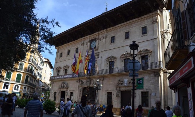 Cort Apartamento | Apartamento Plaza Eulalia