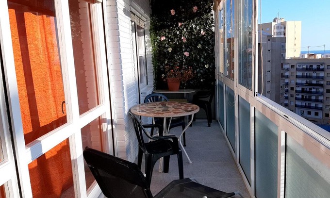 Pla del Bon Repós Apartamento | Apartamento Playa Postiguet Alicante