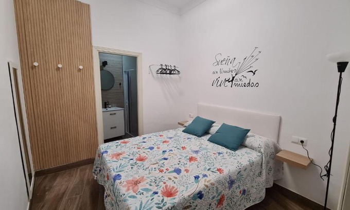Setenil de las Bodegas Apartamento | Apartamento Puente Triana