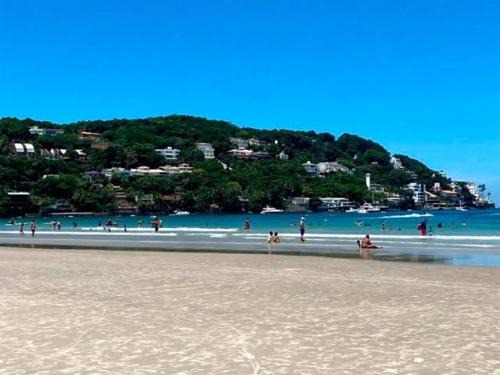 Jardim Vitoria Apartamento | Apartamento Studio Enseada 50 metros da praia