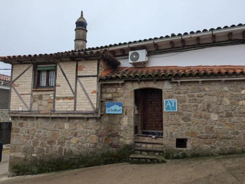 Gata Apartamento | Apartamento Turístico Monteceli AT-CC-00748