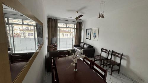 Asturias Apartamento | Apartamento uma Quadra da Praia das Astúrias