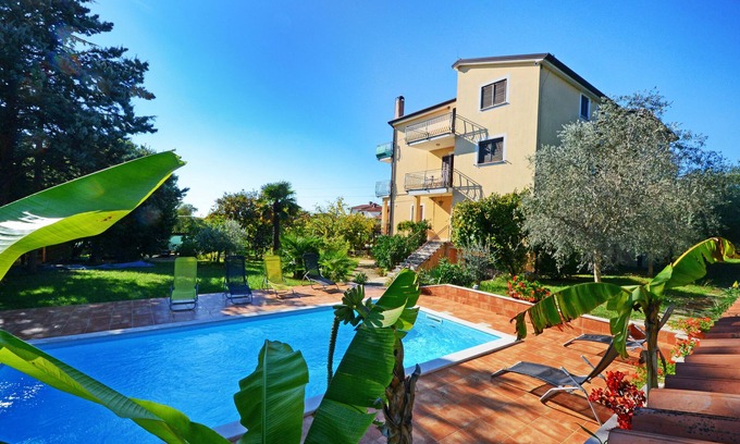 Valica Apartamento | Apartamento Umag Valica, cerca de la playa, con piscina, 2 dormitorios, barbacoa