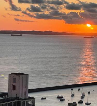 Pelourinho Apartamento | Apartamento vista ao mar com ar