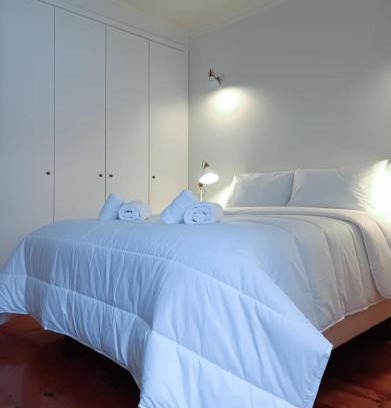 Praia da Vitoria Apartamento | Apartamentos Ázera - Lígia Ázera
