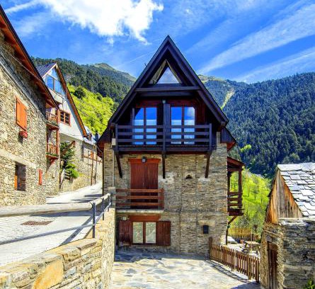 Montcorbau Apartamento | Apartamentos Aran