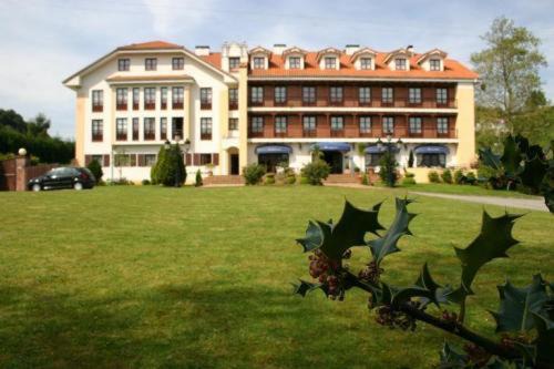 Centro de Comillas Hotel | Apartamentos Club Condal