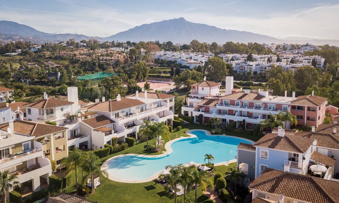 Nueva Milla de Oro Apartamento | Apartamentos Cortijo del Mar Resort