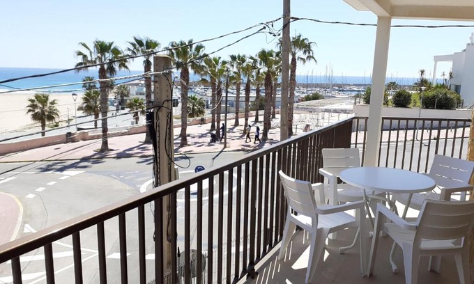 Torredembarra Apartamento | Apartamentos Dins Mar Apto. 5