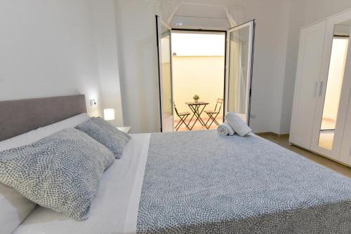 Alcalá del Río Apartamento | Apartamentos Económicos | 10 minutos Sevilla | BA