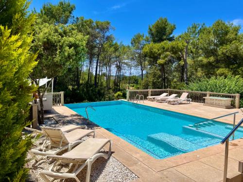 Santa Eulalia del Río Apartamento | Apartamentos Pinosol
