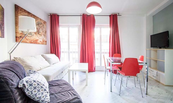 Cuatro Caminos Apartamento | Apartamentos Goyescas Deco