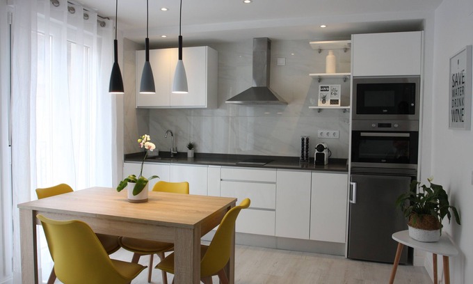 Haro Apartamento | Apartamentos La Herradura Balcon