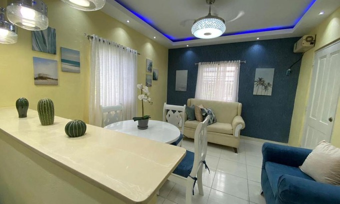 La Romana Apartamento | Apartamentos Melya cerca de la Playa Caleta