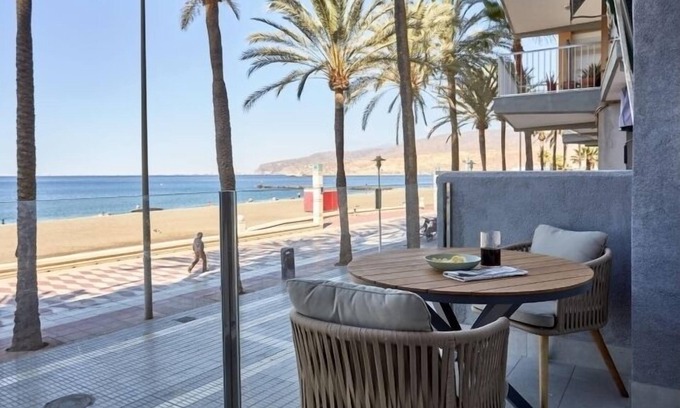Almeria Apartamento | Apartamentos Paseo Marítimo 9