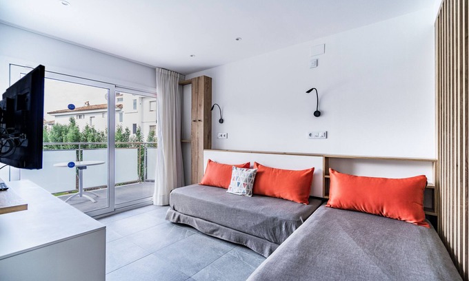 Passeig Maritim Apartamento | Apartamentos Sunway Apollo