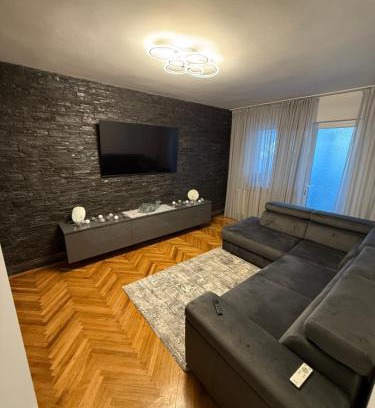 Caracal Apartamento | Apartamentul lui Radu