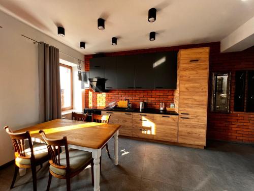 Skierniewice Apartamento | Apartamenty na Maja -1-