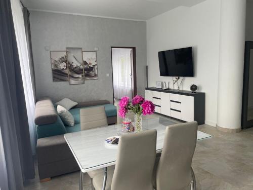 Koszalin Apartamento | Apartamenty "SZKIEŁKO"