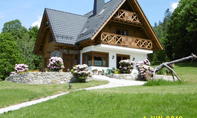 Podgorzyn Apartamento | Apartamenty z widokiem na góry w Marczycach