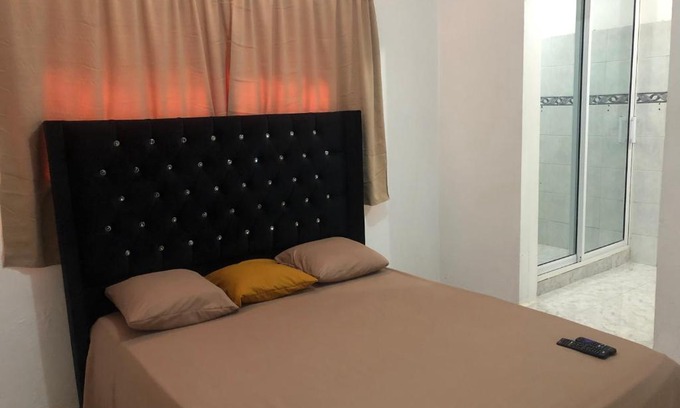 Rio San Juan Casa | Aparthotel de 2 habitaciones Río San Juan, Zona Céntrica.