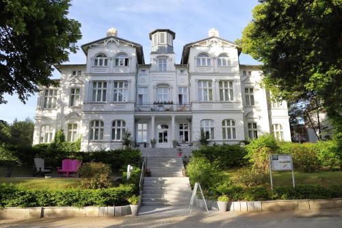 Zinnowitz Apartamento | Aparthotel Seeschlösschen