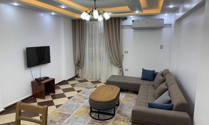Al-Muntazah Apartamento | Aparthotel, Sidi Bishr, see the sea, elegant furniture, fully air-conditioned