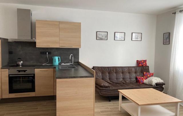 Podhradi Apartamento | Apartmán na letišti, Porák 618