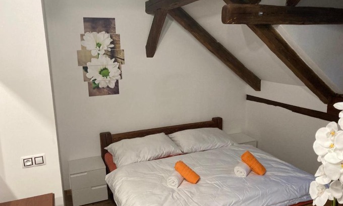 Sec Apartamento | Apartmánový dům 13 Podkroví 2