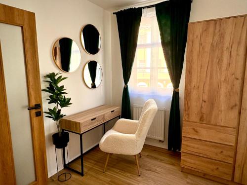 Ceska Lipa Apartamento | Apartmány ASYMETRIK s parkováním a možností snidaně