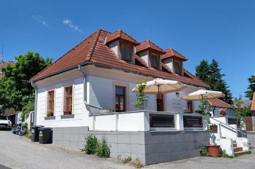 Mnisek pod Brdy Cama Y Desayuno | Apartmány Malý mnich