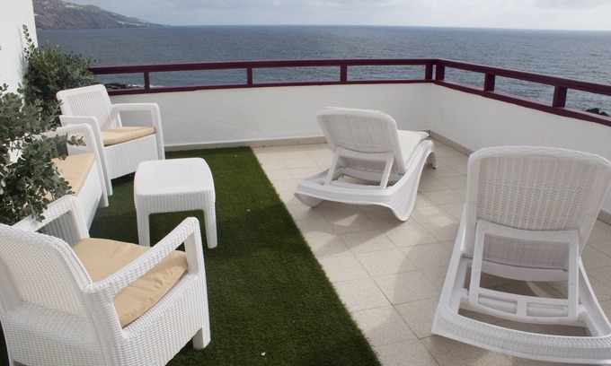 Breña Baja Apartamento | Apartamento con espectacular terraza con vistas al mar