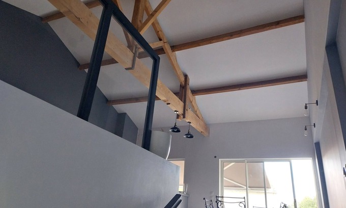Saint-Bonnet-sur-Gironde Apartamento | Apartment 100 m2, 3 bedrooms, Balcony Smoking area.