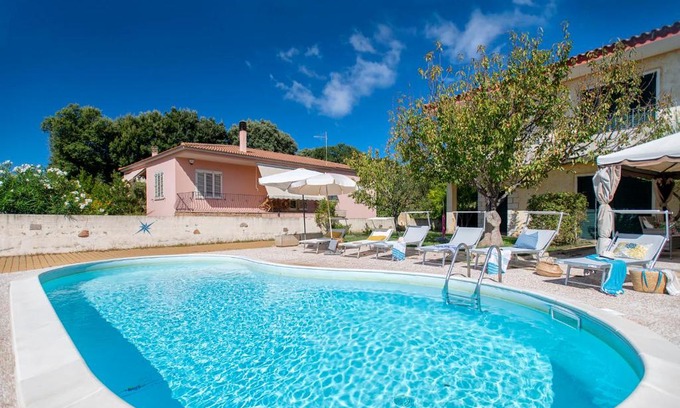 Trinita d'Agultu Apartamento | Apartment L'Oasi Bilo A1 by Interhome