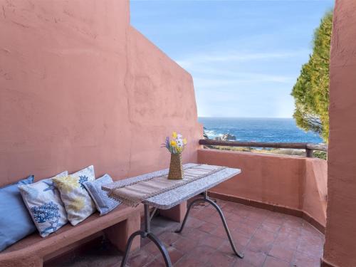 Canneddi Apartamento | Apartment Cala Rossa 1505 by Interhome